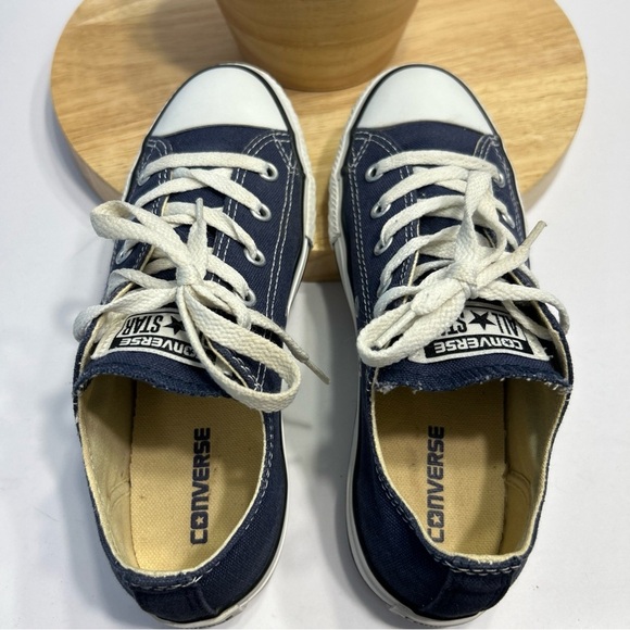 Converse Size US 2.5 Shoes All Star Chuck Taylor Youth Navy Blue Canvas Low Top - Picture 3 of 7